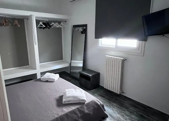 Ideal House דירה