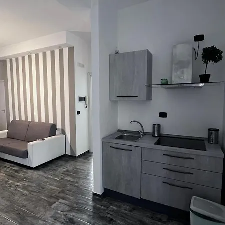 Ideal House Apartament Bari