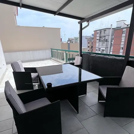 Ideal House * Μπάρι